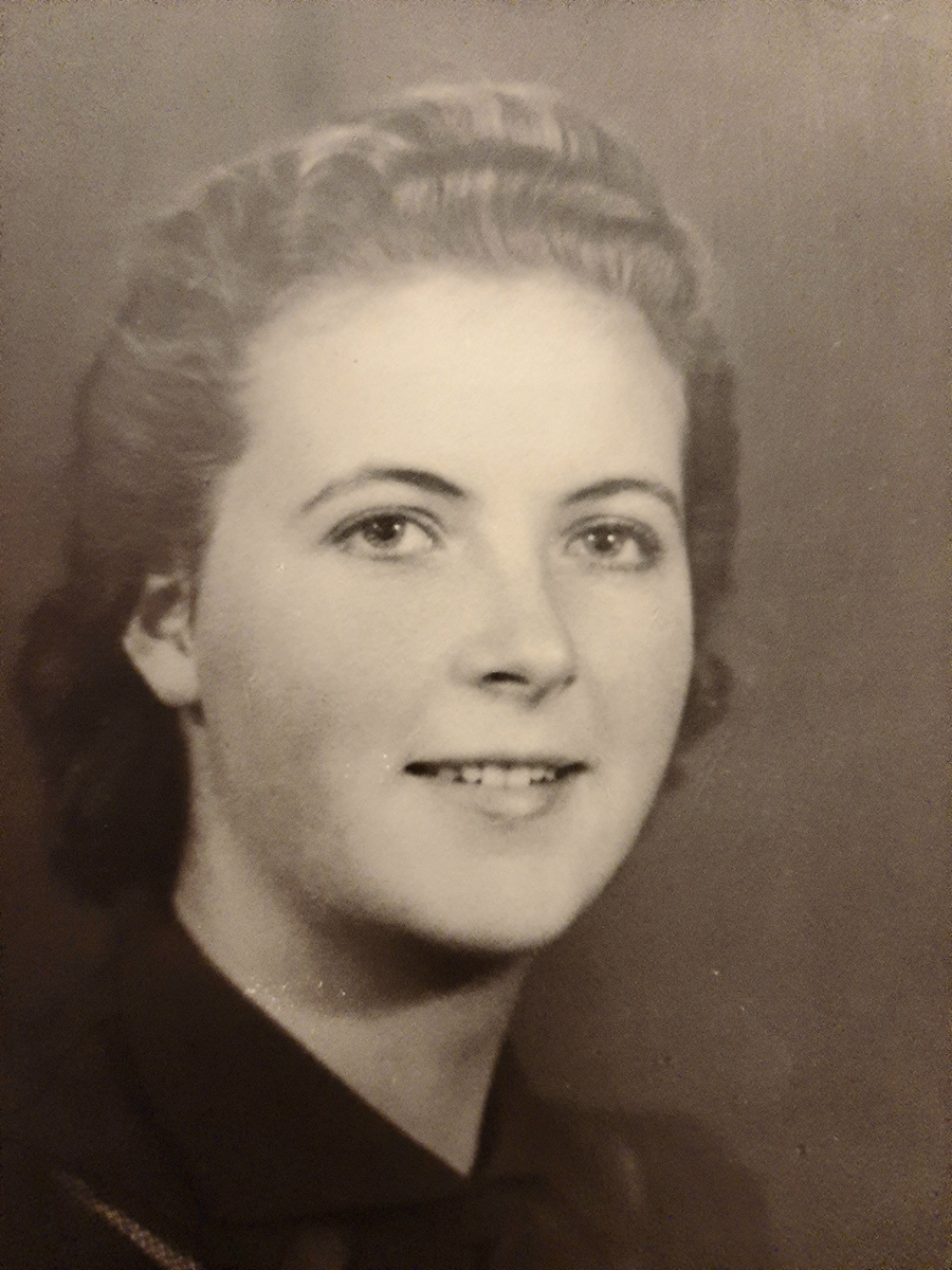 Rosemarie Lüder, Porträt jung 1940 / Privataufnahme (Sabine Lüder)