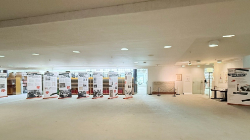 Wander-Ausstellung „Was ist eigentlich Dissidenz?“ im Foyer vor dem Osteuropa-Lesesaal