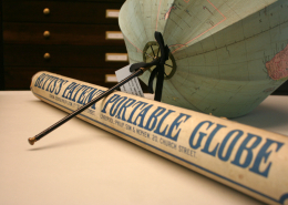 Schriftzug auf der Aufbewahrungsrolle