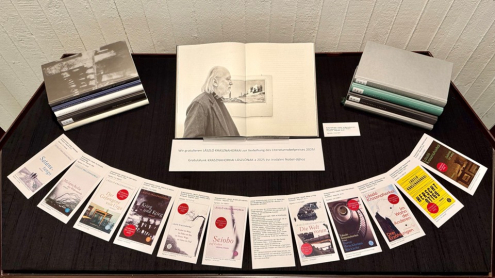 László Krasznahorkai - Vitrine zur Verleihung des Literaturnobelpreises 2025