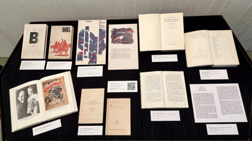 Vitrine zu Isaak Babels Prosazyklus „Die Reiterarmee“