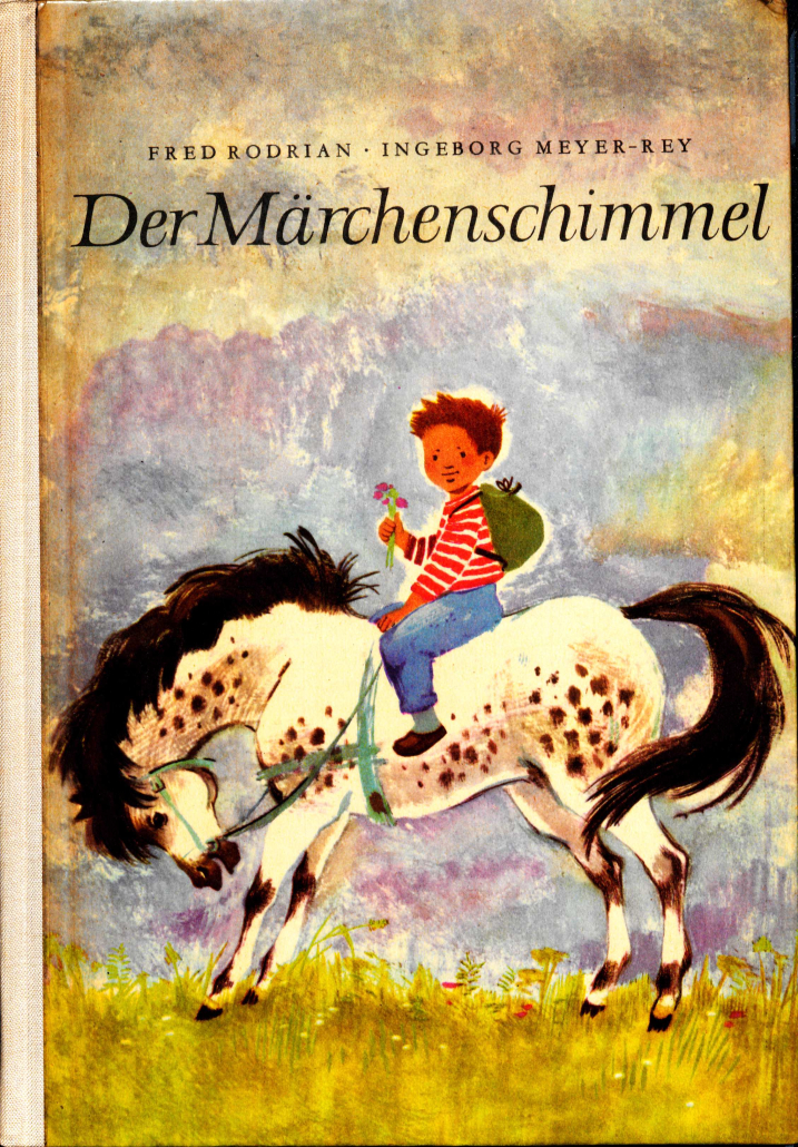 Cover von "Der Märchenschimmel". Ein Kind mit einem rot-weiß-gestreiften Pullover, blauer Hose und Rucksack reitet auf einem Schimmel.